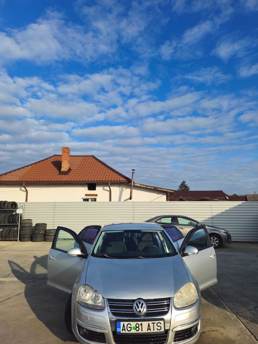 Volkswagen Jetta Comfortline 2008 - Benzină + GPL