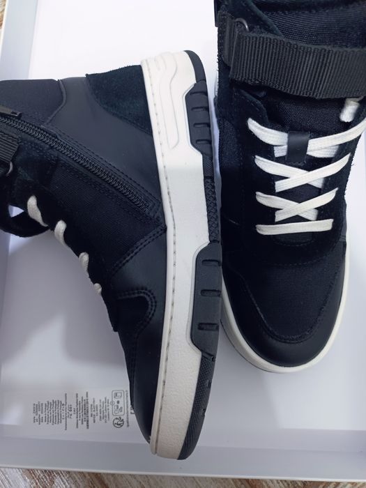 Karl Lagerfeld sneakers