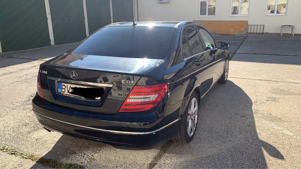 Mercedes-Benz C200