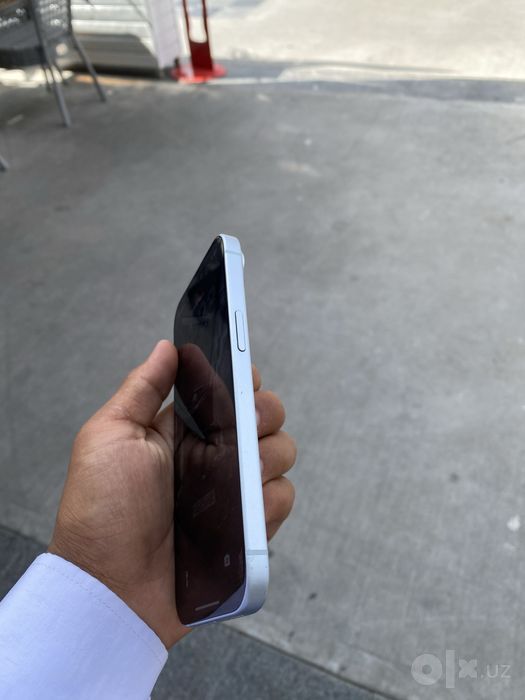 Iphone 15 128 xotira imeikadan otkan oq titanium rangi xolati ideal