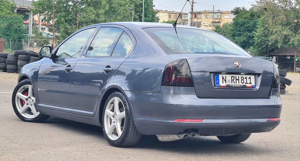 SKODA Octavia 2010 — imagine 5