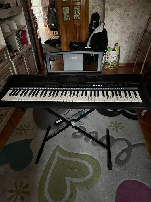 Синтезатор Yamaha PSR EW 400