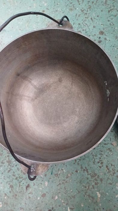 Казан     20  литровый