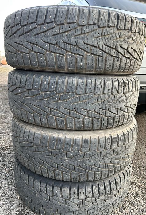Зимние шины Ikon 235/60/18