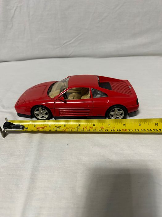 Machetă Bburago Ferrari 348 tb (1989) – Scara 1:18 (Made in Italy)