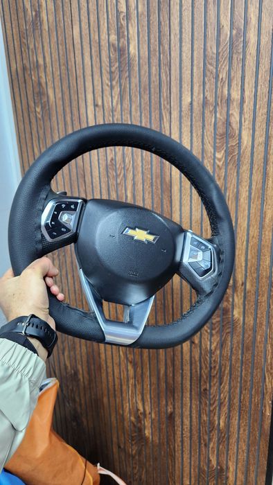 Hitoy rul. Lipistoklari bor.