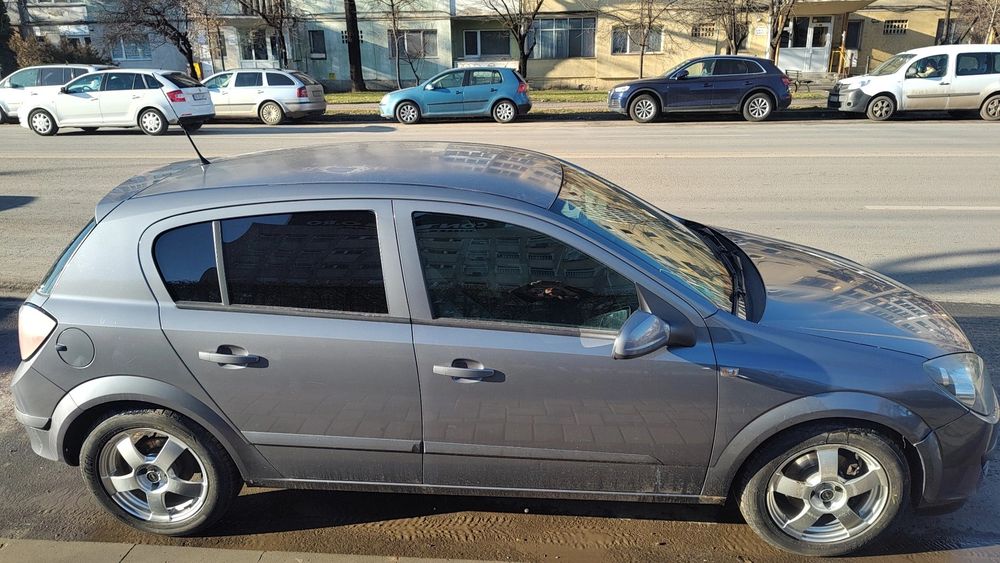 Chirie Auto Inchiriere Auto Rent a Car Mașină de Inchiriat