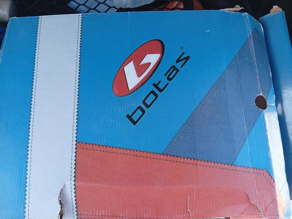 Хоккейные коньки Botas