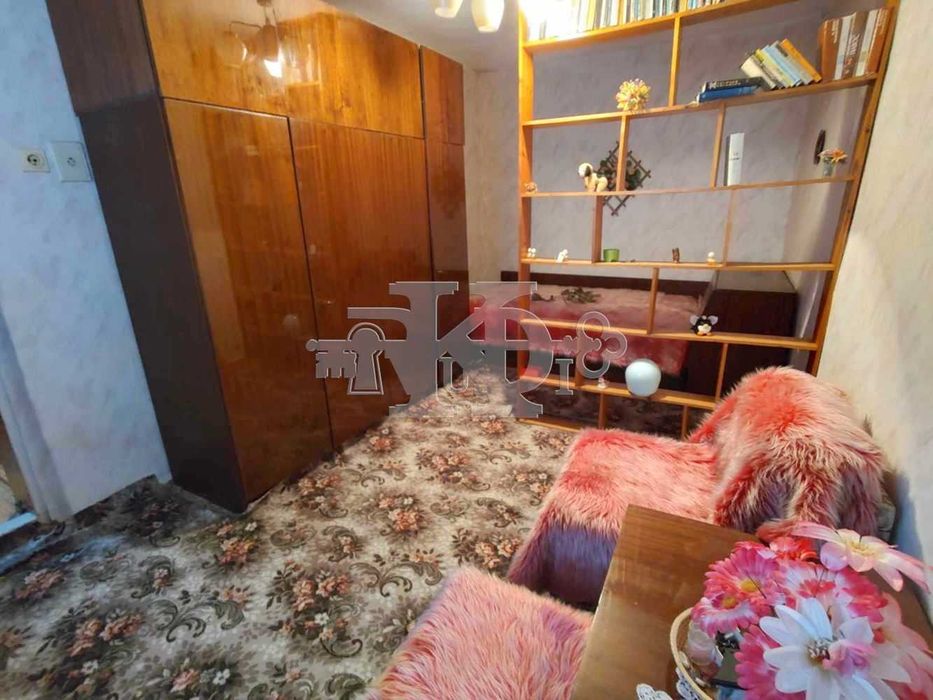 Продава се Къща в Добрич, ЖП Гара - 57 кв.м за 671 €/кв.м - Снимка #2