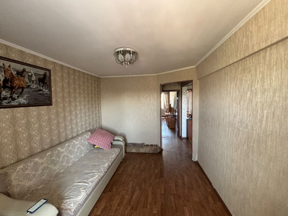 Продается диван.