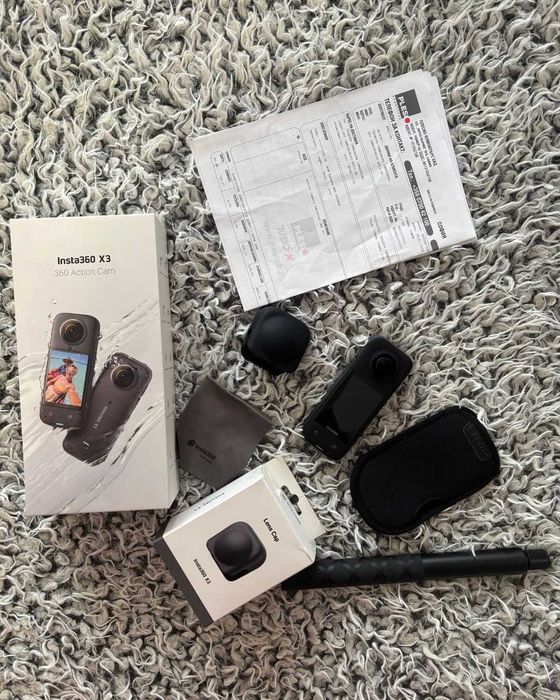 Екшън камера INSTA 360 X3 + АКСЕСОАРИ