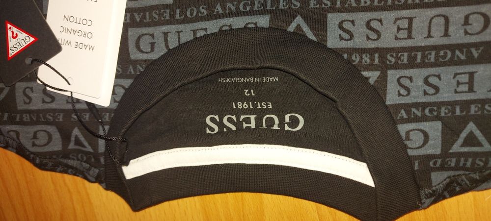 Vand Tricou Guess si Trenning Champion pentru Juniori !!!