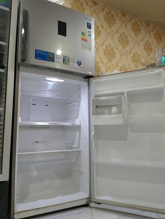 Холодильник Самсунг