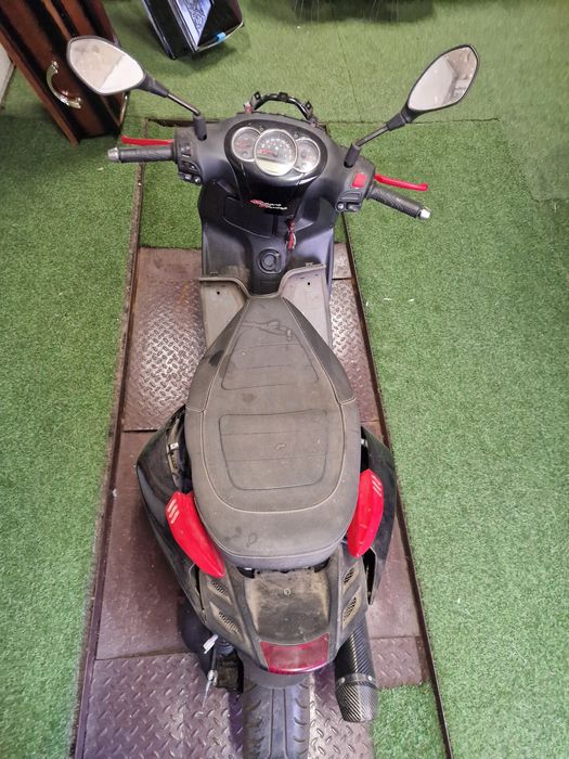 Piaggio Tayphoon 125