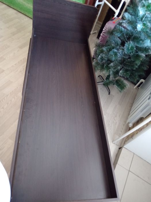 Продам кровать односпалку