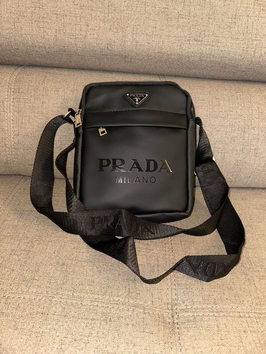Borseta Prada Neagra