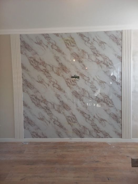 Поклейка обоев качественно