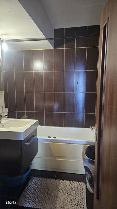 Apartament 3 camere de inchiriat | Faleza Nord
