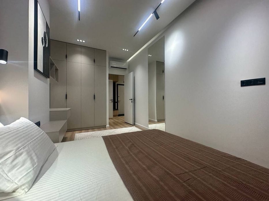 Ташкент сити Бульвар! Стильная 2ка с видом на парк! Авторский ремонт!