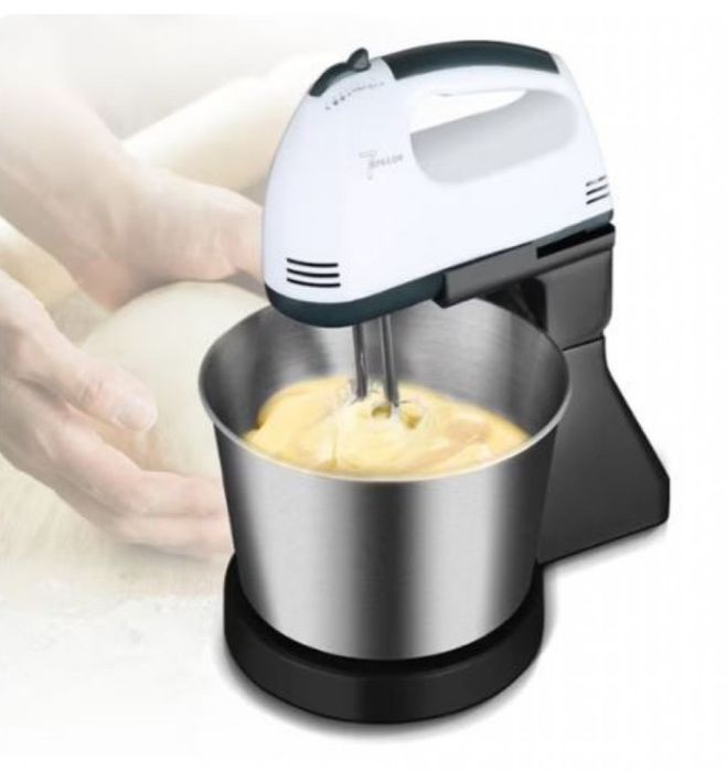 Миксер с купа от неръждаема стомана