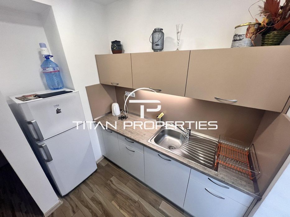 Дава се под наем Тристаен апартамент в Бургас, Възраждане - 120 кв.м за 714 € - Снимка #3