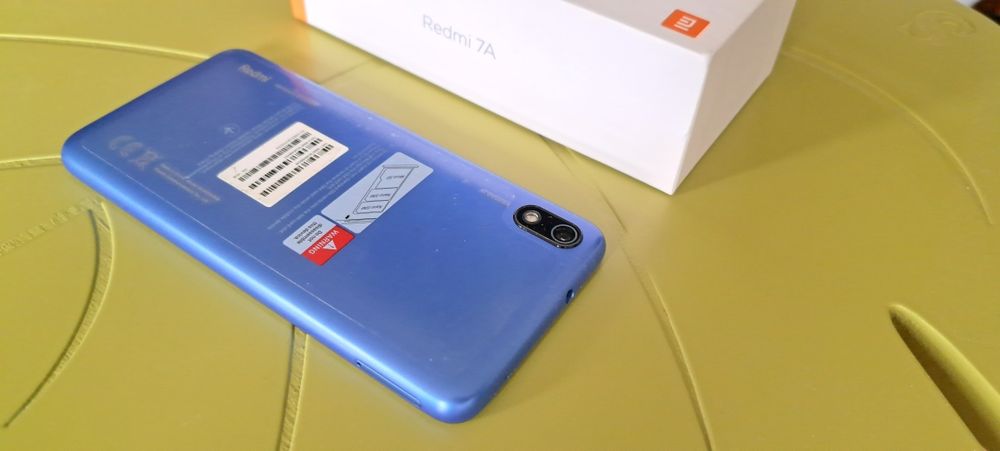Xiaomi Redmi 7A 5,4" чисто нов