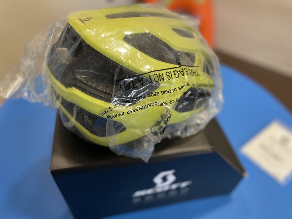 Vând cască MTB Scott ARX Plus - mărimea L (produs sigilat)