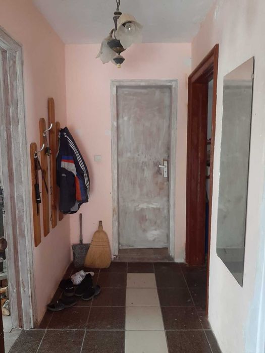 Продава се Къща в с. Горочевци, Област Перник - 140 кв.м за 350 €/кв.м - Снимка #1