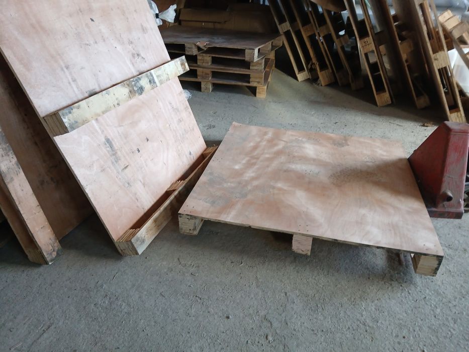 Продам поддоны с фанеры