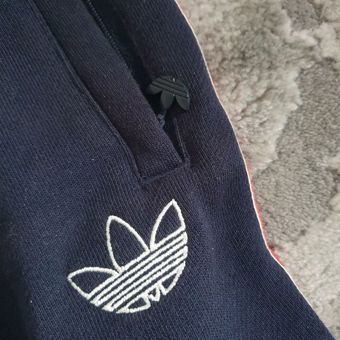 Pantaloni  scurti adidas