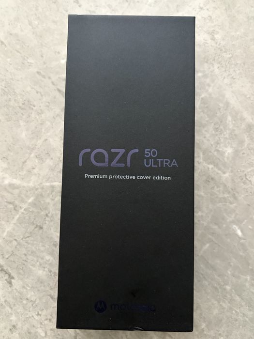 Motorola Razr 50 Ultra 512GB 12GB RAM