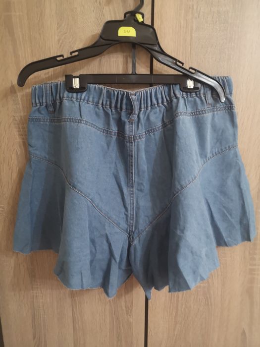 Чисто нови деним панталони, размер XL