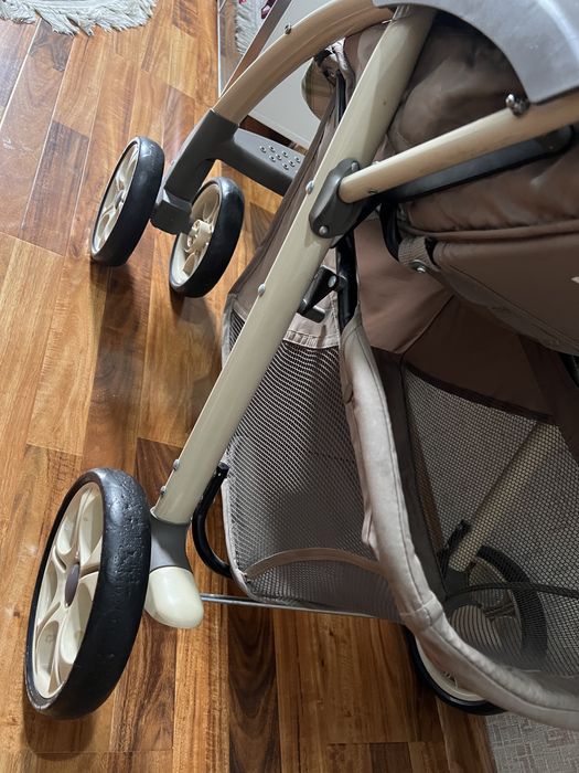 Детская коляска 1st