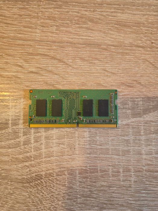 Stick de ram 4gb ddr3 conditie perfecta