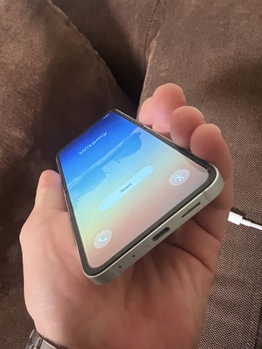 Самсунг Z FLIP 6