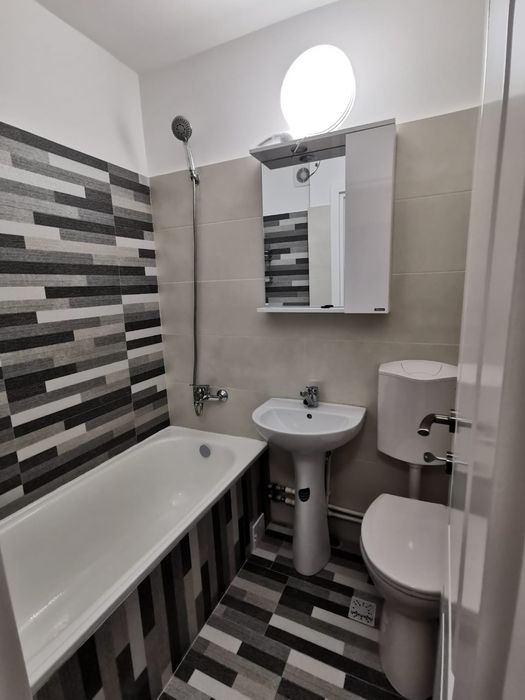 Dau spre inchiriere apartament cu 1 camera, decomandat