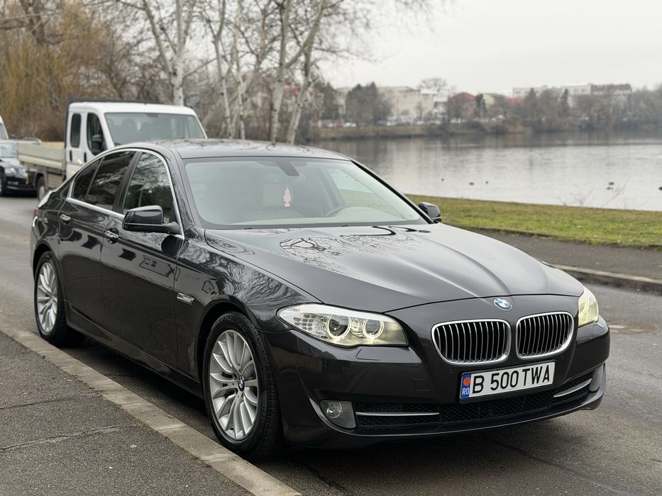 BMW Seria 5 2.0D 2013 Stare impecabila