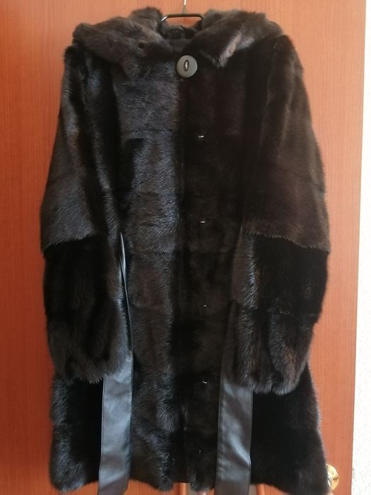 Черная норковая шуба б/у