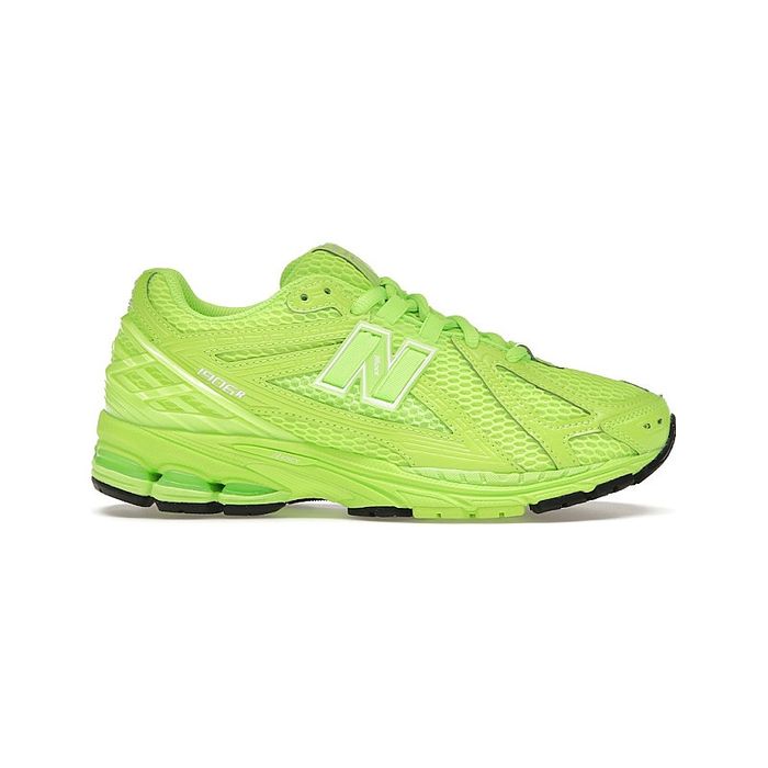 Маратонки New Balance M1906RAA