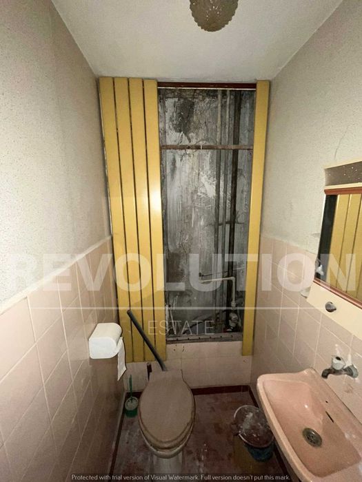 Продава се Четиристаен апартамент в Варна, Център - 110 кв.м за 1137 €/кв.м - Снимка #1