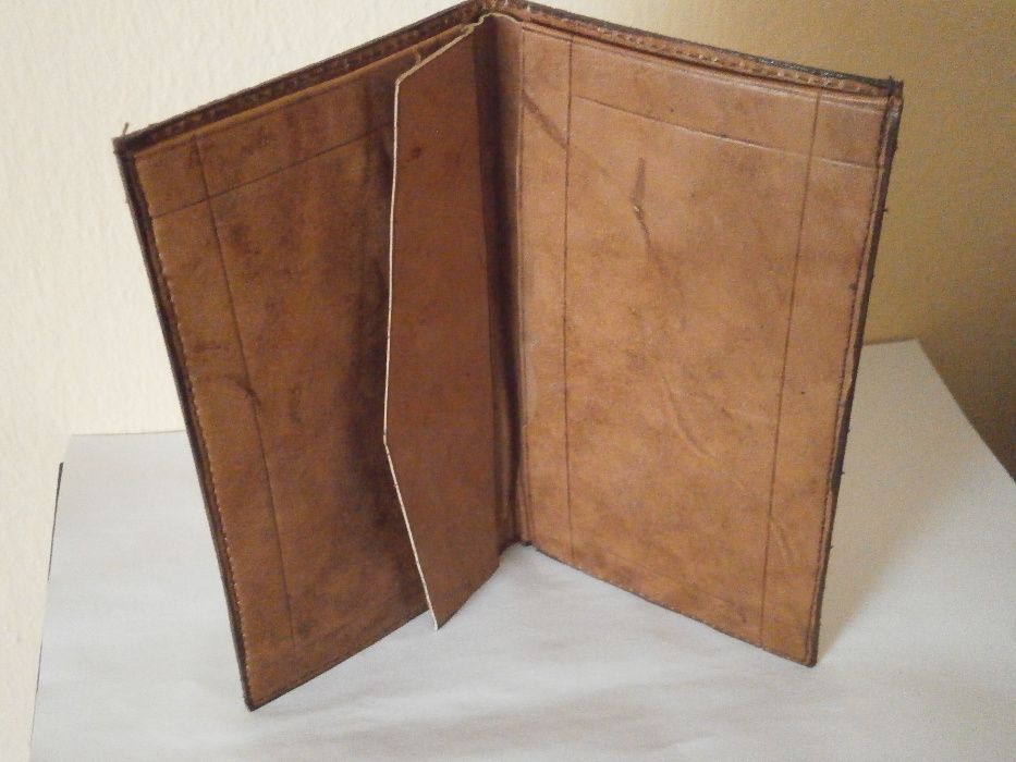 Портфейл от щраус-кафяв, нов