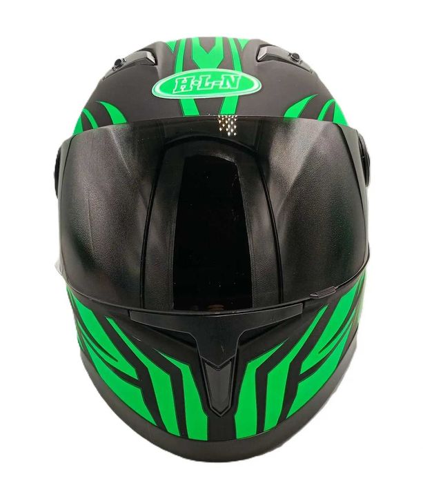 Детска мото каска с тъмен визьор 4035