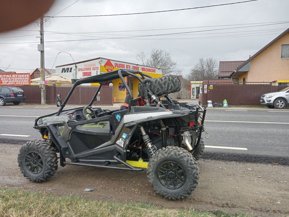 Polaris rzr 1000cc,,Nu cam am,Cf  moto
