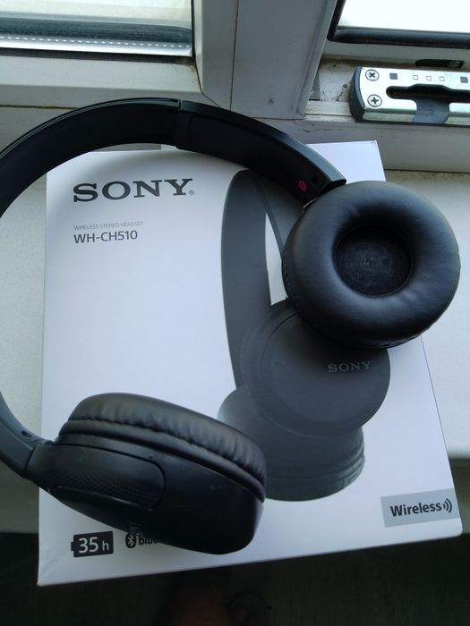Sony WH-CH510...