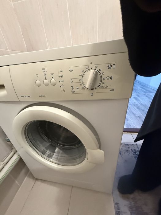 Продам стиральную машину