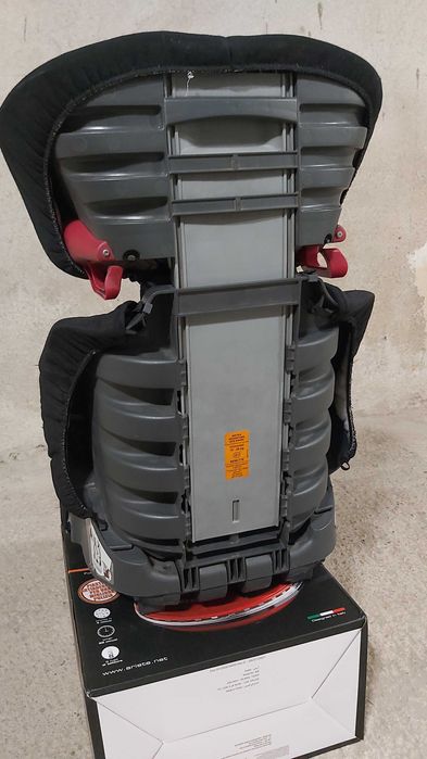 Столче за кола Britax за ученици, 10-12 години (до 36кг)