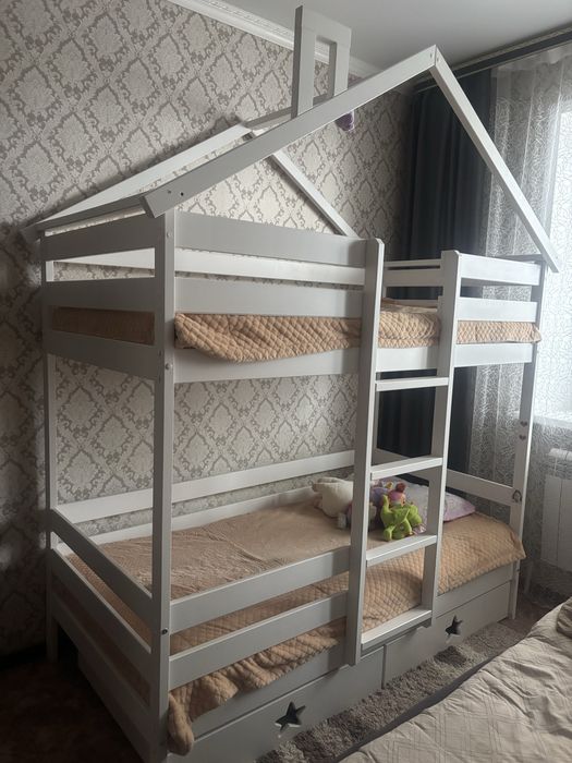 Продам двухърусную кровать