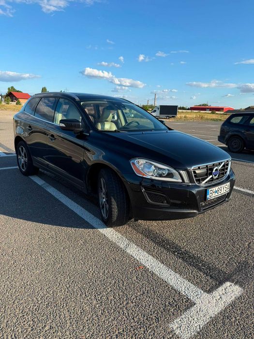 VOLVO XC60 2011 — imagine 3