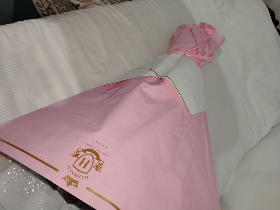 Роза 51 штук бүгін алынган