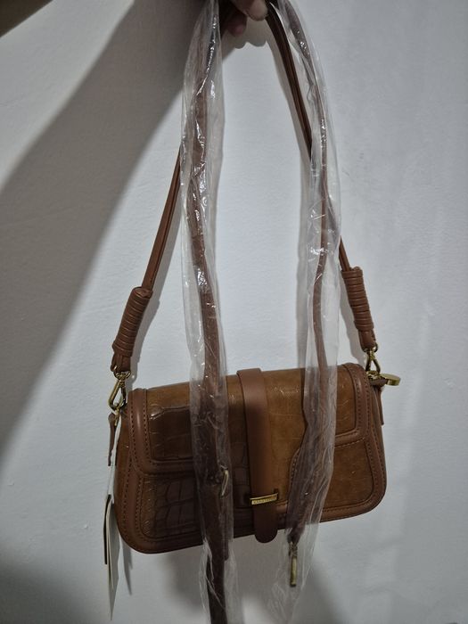 Продам сумку кожаную.